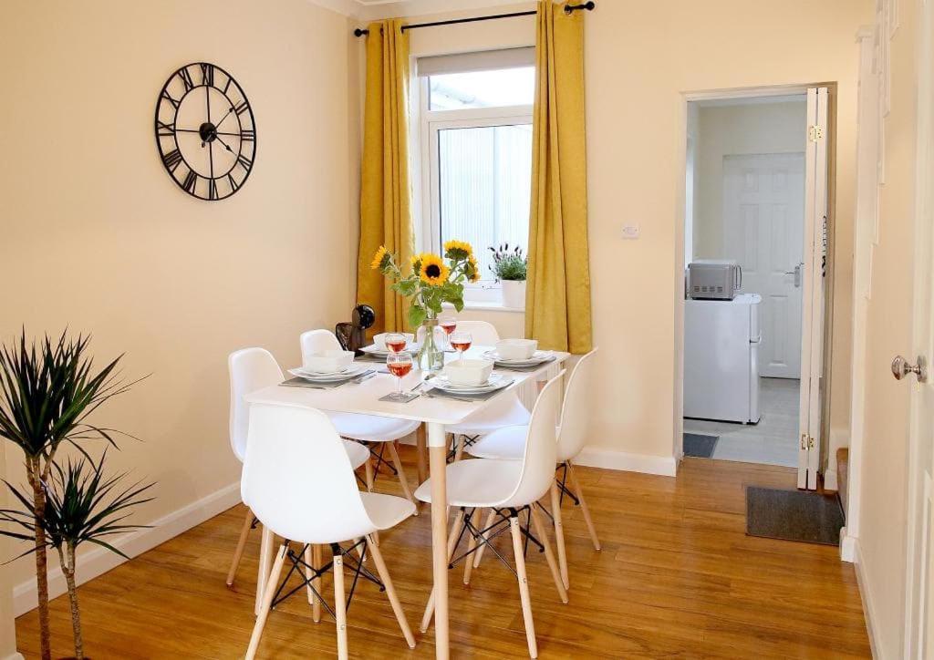 Stylish Norwich Stay Near Cathedral With Parking Bagian luar foto